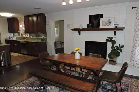 9655 Stuart Cv, Olive Branch, MS 38654 photo 3