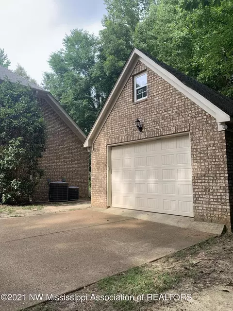 1972 Westwind Dr, Nesbit, MS 38651 photo 5