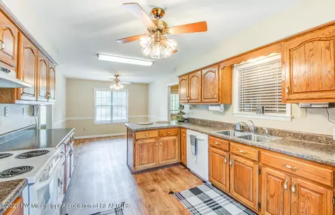 7404 Fox Meadow Dr, Olive Branch, MS 38654 photo 11