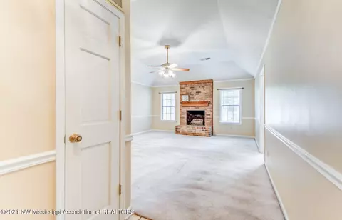 7404 Fox Meadow Dr, Olive Branch, MS 38654 photo 2