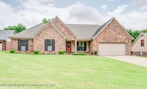 7404 Fox Meadow Dr, Olive Branch, MS 38654 photo 1