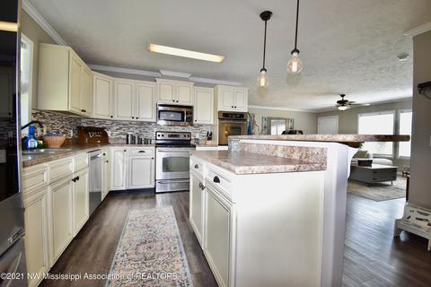 5607 Emily Lynne Ln, Hernando, MS 38632 photo 6