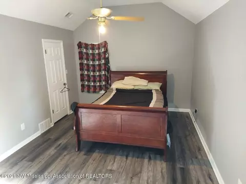 7065 Hickory Estates Dr, Walls, MS 38680 photo 10