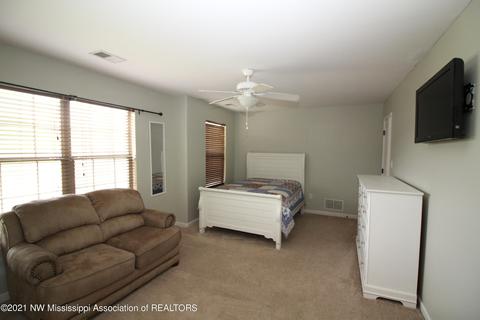 2758 Flora Lee Dr, Nesbit, MS 38651 photo 16