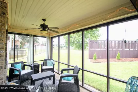 1151 Cross Creek Dr, Hernando, MS 38632 photo 14