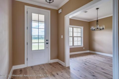 8162 Williamson Dr, Olive Branch, MS 38654 photo 3