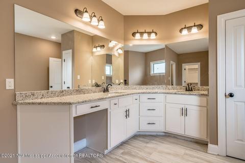 8162 Williamson Dr, Olive Branch, MS 38654 photo 15