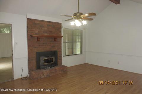 7375 Davidson Rd, Olive Branch, MS 38654 photo 8