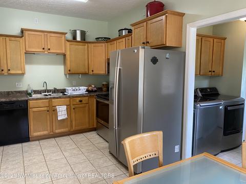 169 Moore Loop, Byhalia, MS 38611 photo 15