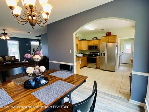 169 Moore Loop, Byhalia, MS 38611 photo 10