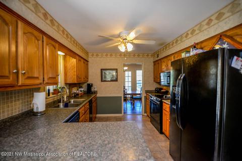 680 White Goose Cv, Hernando, MS 38632 photo 10