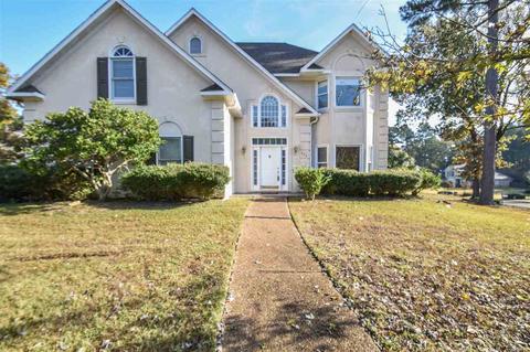 520 Hickory Pl, Brandon, MS 39047 photo 1