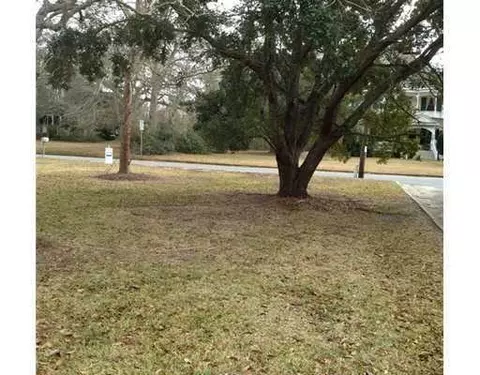3213 Dantzler Pt, Moss Point, MS 39563 photo 13
