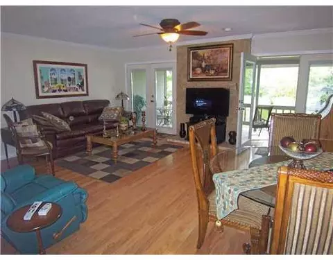 239 Highpoint Dr, Diamondhead, MS 39525 photo 3