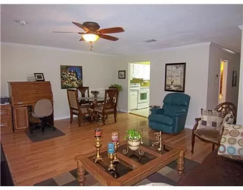 239 Highpoint Dr, Diamondhead, MS 39525 photo 2