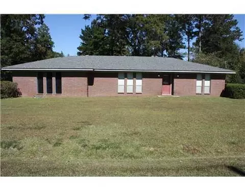 1009 Ray Ave, Wiggins, MS 39577 photo 1