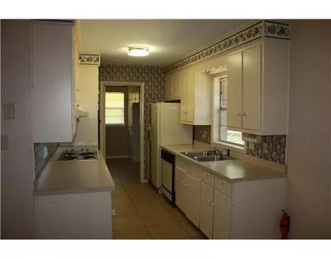 1009 Ray Ave, Wiggins, MS 39577 photo 3