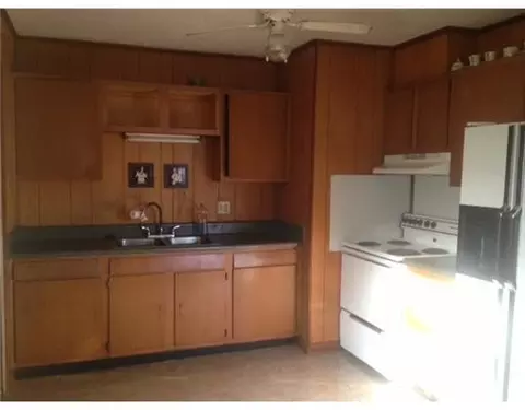 7221 Apple Dr, Biloxi, MS 39532 photo 3