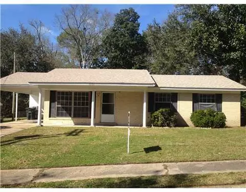 7221 Apple Dr, Biloxi, MS 39532 photo 1