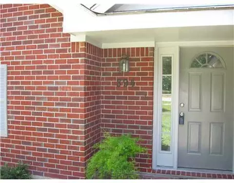 894 Maili Way, Diamondhead, MS 39525 photo 2