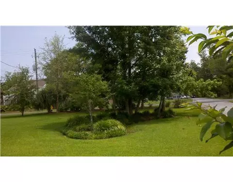 749 E Second St, Pass Christian, MS 39571 photo 3
