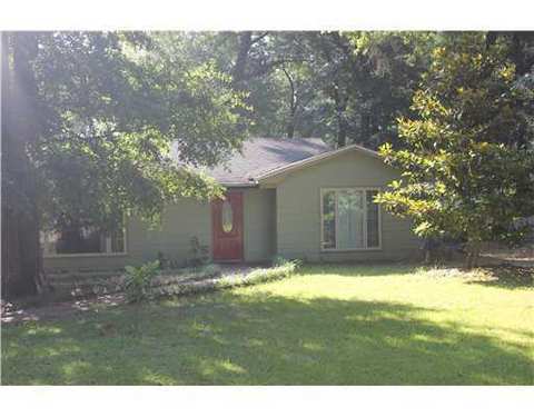 319 Guthrie Dr, Wiggins, MS 39577 photo 1