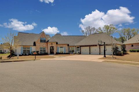 121 Edgewood Dr, Madison, MS 39110 photo 1