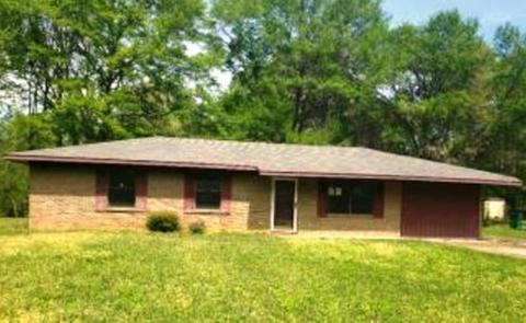 206 Bryan St, Kosciusko, MS 39090 photo 1