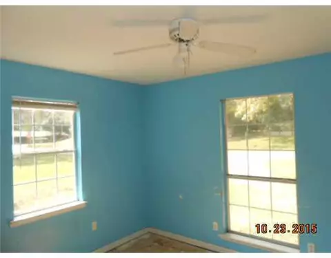 127 Vine St, Wiggins, MS 39577 photo 3