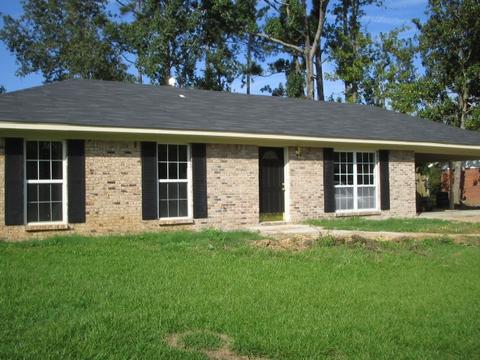 214 Foxboro Dr, Jackson, MS 39211 photo 1