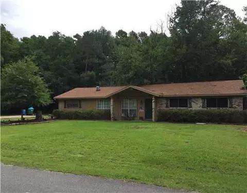 9904 Edgecliff Dr, Moss Point, MS 39562 photo 2