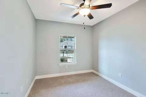 720 Champagne Dr, Biloxi, MS 39532 photo 22