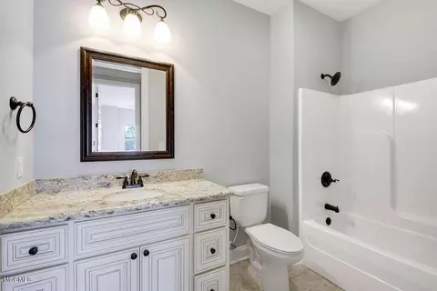 720 Champagne Dr, Biloxi, MS 39532 photo 24