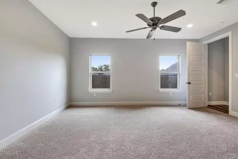 720 Champagne Dr, Biloxi, MS 39532 photo 16