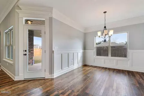 720 Champagne Dr, Biloxi, MS 39532 photo 15