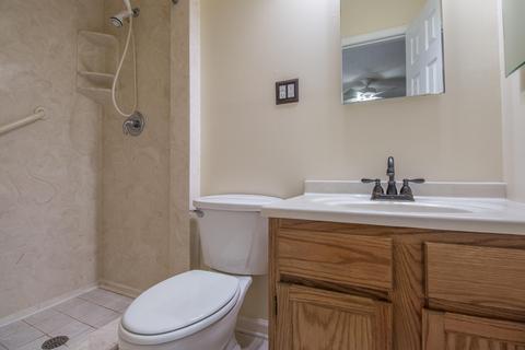 120 E Azalea Dr, Long Beach, MS 39560 photo 15