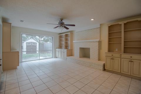 120 E Azalea Dr, Long Beach, MS 39560 photo 6