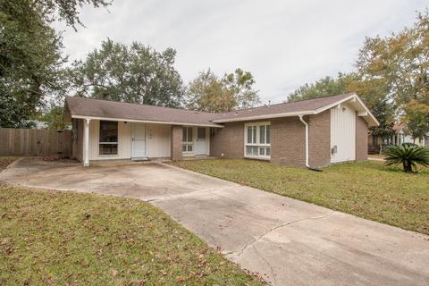 120 E Azalea Dr, Long Beach, MS 39560 photo 1