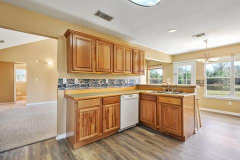 11813 Bell Ave, Biloxi, MS 39532 photo 8