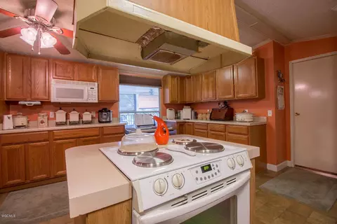 263 Desoto Rd, Mchenry, MS 39561 photo 10