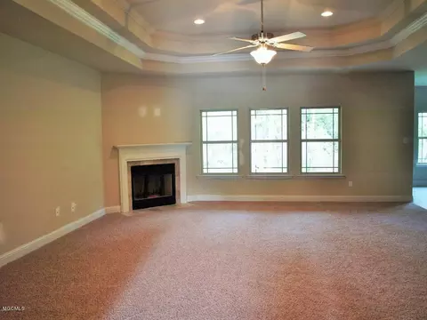 8521 Poplar Trl, Biloxi, MS 39532 photo 2