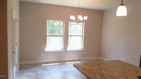 8521 Poplar Trl, Biloxi, MS 39532 photo 5