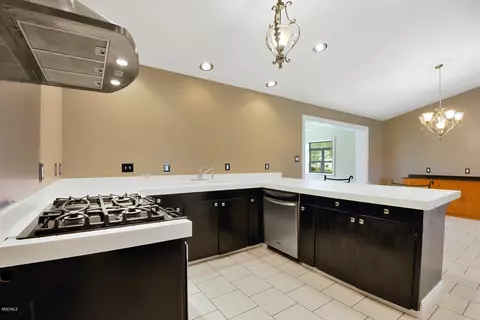 18095 Commission Rd, Long Beach, MS 39560 photo 7