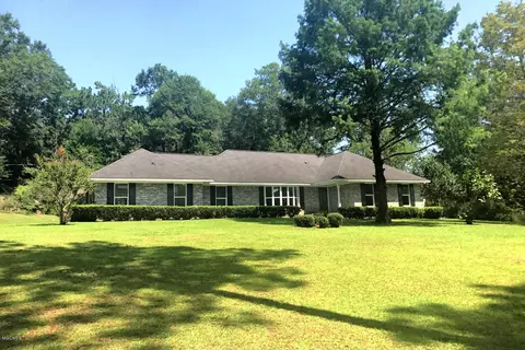67 Monterey Dr, Lucedale, MS 39452 photo 2