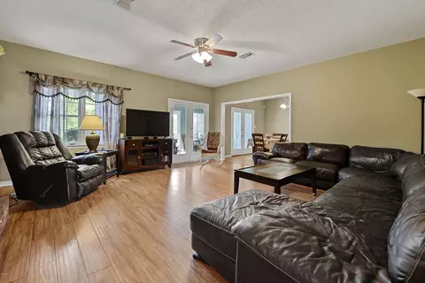 418 E Wire Rd, Perkinston, MS 39573 photo 7