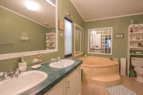 13809 Fox Run Dr, Vancleave, MS 39565 photo 10