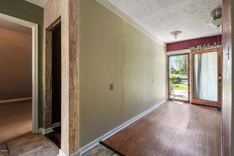 21013 Saucier Lizana Rd, Gulfport, MS 39503 photo 4