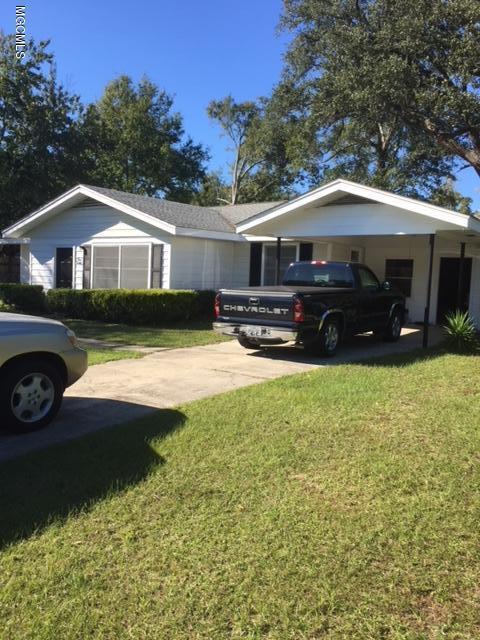 212 E 2nd St, Long Beach, MS 39560 photo 2