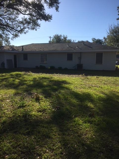 212 E 2nd St, Long Beach, MS 39560 photo 4