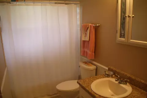9004 Augusta Rd, Moss Point, MS 39562 photo 21